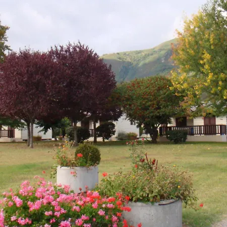 Bompas 09, 3 Pieces, 4 Personnes - Fr-1-419-91 * Bompas (Ariege)